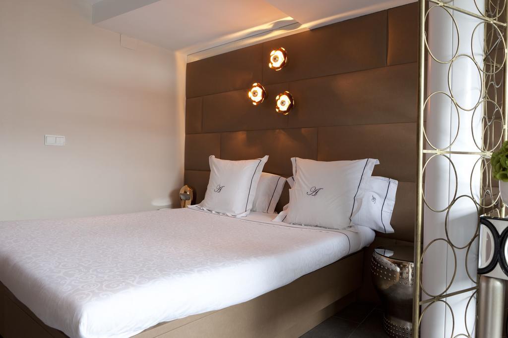 Madrid Central Gran Via Suites Exterior foto